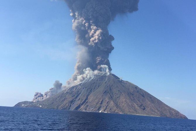 Stromboli By Night - Key Points
