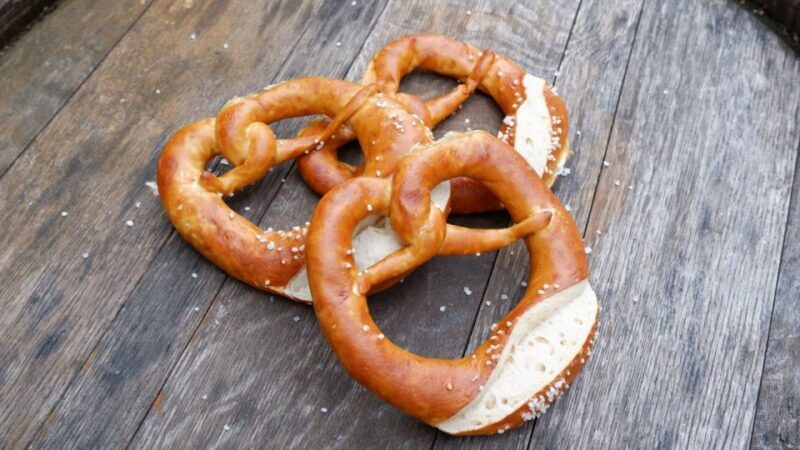 Stuttgart: Swabian Cuisine Guided Walking Tour with Tastings - Who Will Love This Tour?