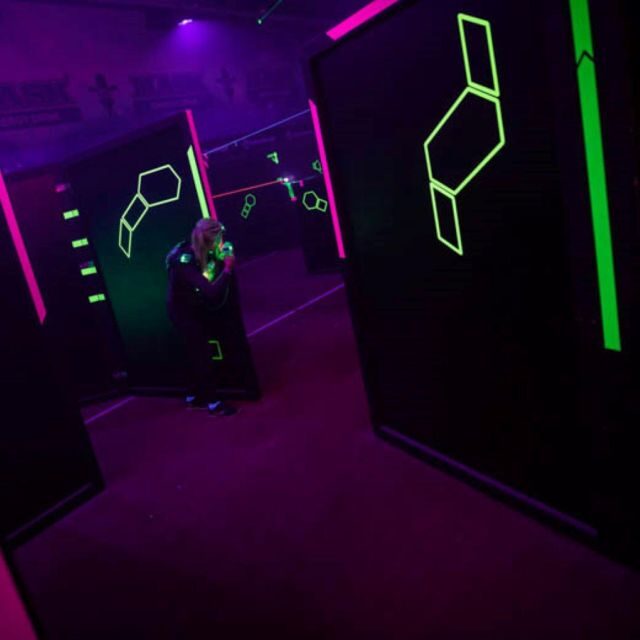 Stuttgart: VR Single Player Experience - Discover the Future of Fun: Stuttgarts VR Single Player Experience