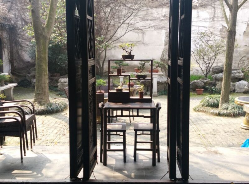 Su Zhou and Zhou Zhuang Water Village Day Tour - Key Points