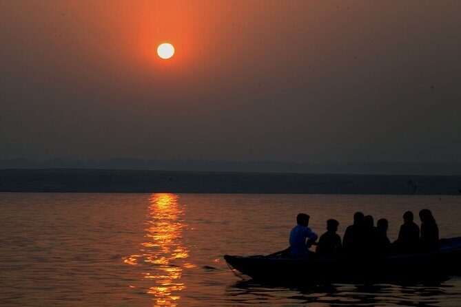 Subah e Banaras Sunrise Boat Ride Morning Aarti and Rituals - Key Points