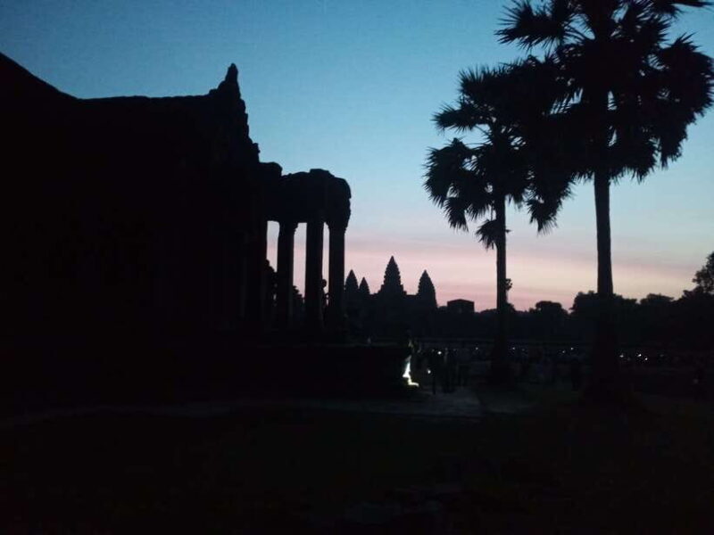 Sun Rise Small Group Day Tour in Temples of Angkor - Authentic Experience and Tips