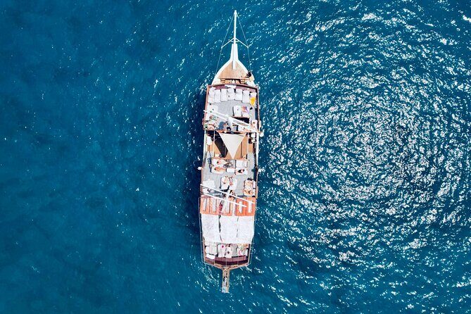 Sun & Sea 6 Hour All Inclusive Swimming Cruise with Greek BBQ & Unlimited Drinks - A Deep Dive into the 6-Hour All-Inclusive Cruise