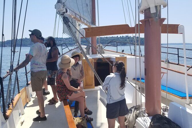 Sunday Brunch Cruise with Buffet in Washington - Frequently Asked Questions