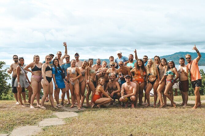 Sunday Funday Tamarindo Party Bus - Beach and Pool Crawl - Who Should Consider This Tour?
