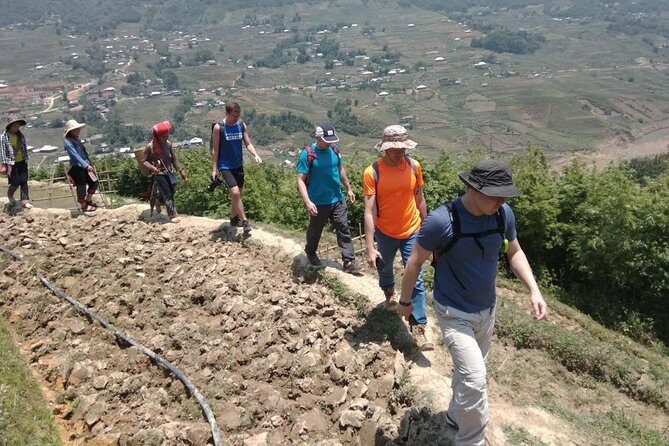 Sunrise Fansipan Mountain Hiking Tram Ton Trail 2D1N - Key Points