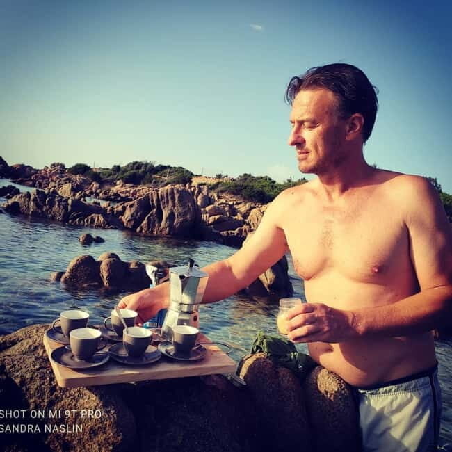 Sunrise Kayak Tour with Snorkeling and Coffee Experience - Who Should Book This Tour?