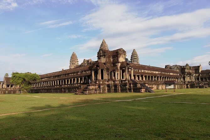Sunrise Small Group Tour to Angkor Wat Temple - FAQs