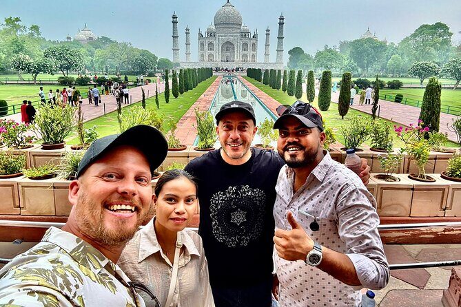 Sunrise Taj Mahal & Agra Fort Private Guided Day Tour From Delhi - Exploring the Itinerary: What to Expect at Each Stop