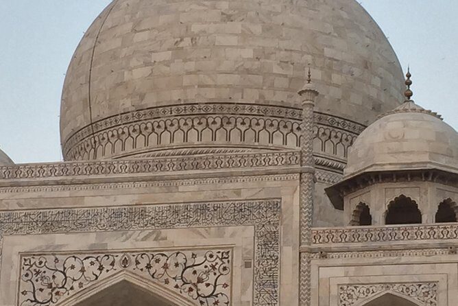 Sunrise Taj Mahal Tour With Female Tour Guide - Key Points
