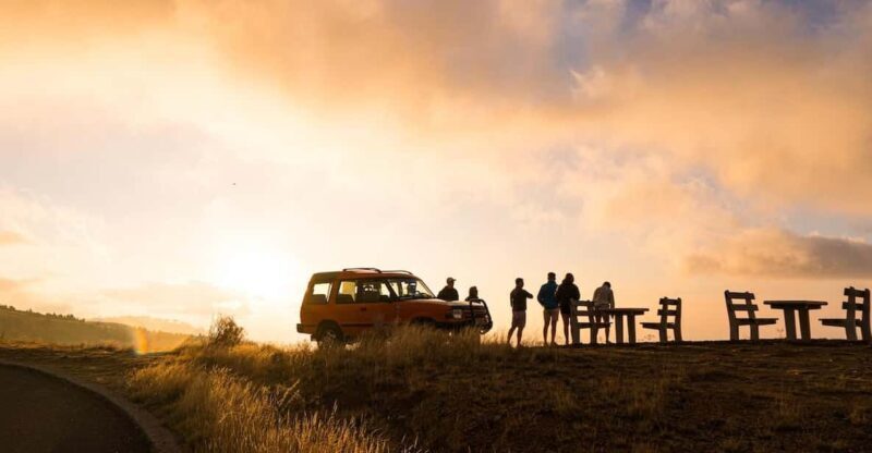 Sunrise Tour @ Pico Do Areiro | Half Day 4x4 Tour - Exploring the Details of the Sunrise Tour