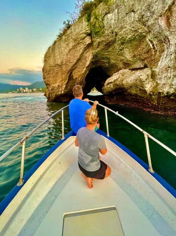 Sunset and Bioluminescence Boat Tour at Los Arcos Islands - Sunset and Bioluminescence Boat Tour at Los Arcos Islands: A Detailed Look