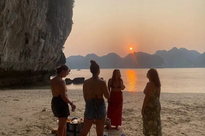 Sunset and Plankton Bioluminescent Night Kayak Lan Ha Bay - FAQs