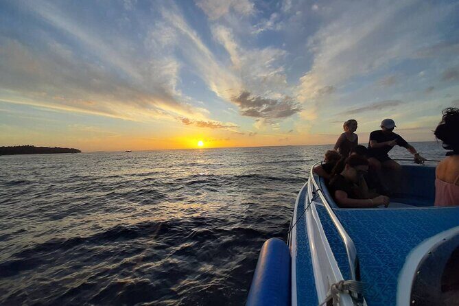 Sunset and Plankton Snorkeling by Speedboat from Phi Phi Don - A Detailed Look at the Tour Experience