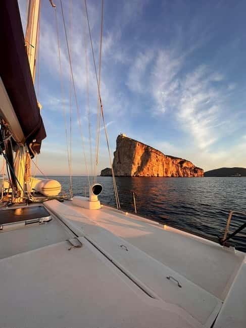 Sunset Apéritif on a 15m sailing boat - Key Points
