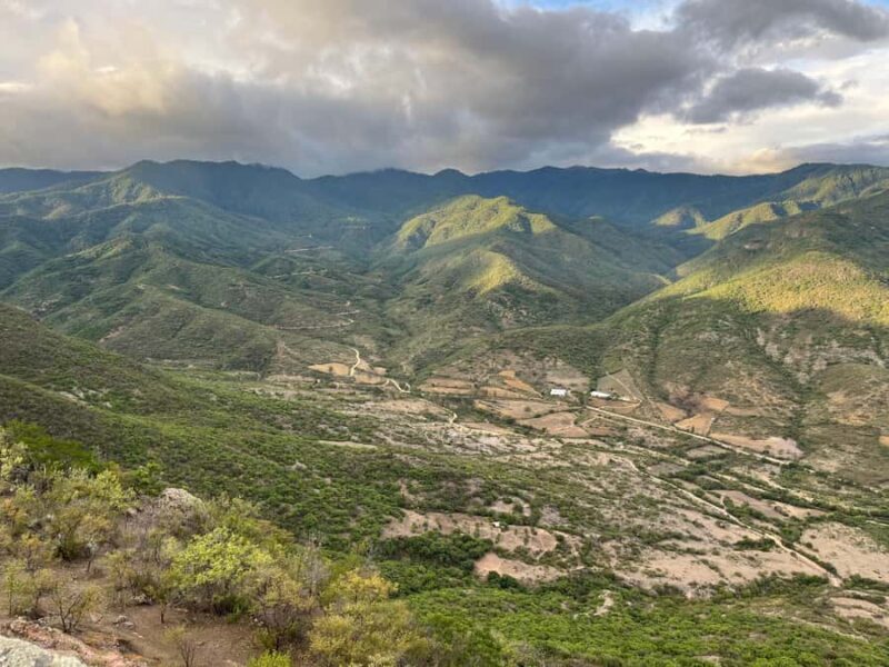 Sunset at El Picacho Teotitlán del Valle Hike and panoramic views - Price and Value