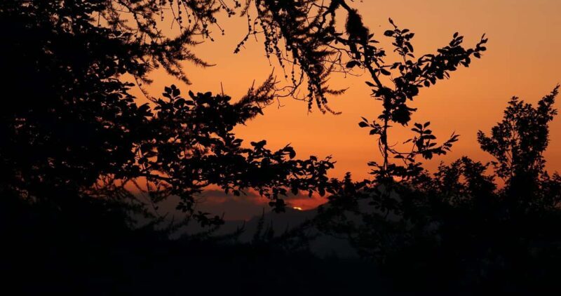 Sunset at the Monges lake and peaks - Who Will Love This Tour?