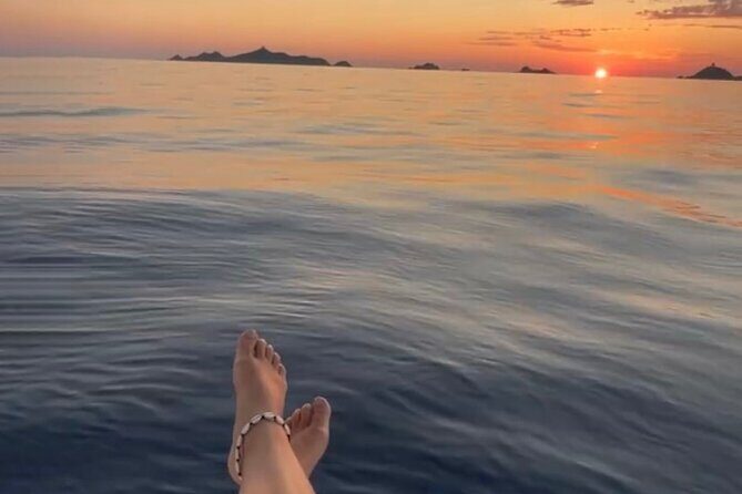 Sunset boat cruise with Aperitif at the Sanguinary Islands - An In-Depth Look at the Sunset Boat Cruise Experience