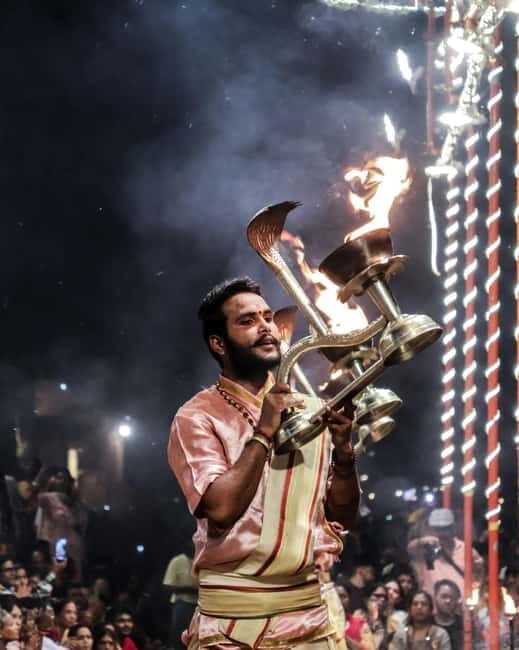 Sunset Boat Ride with Evening Aaarti ceremony varanasi - How the Experience Compares