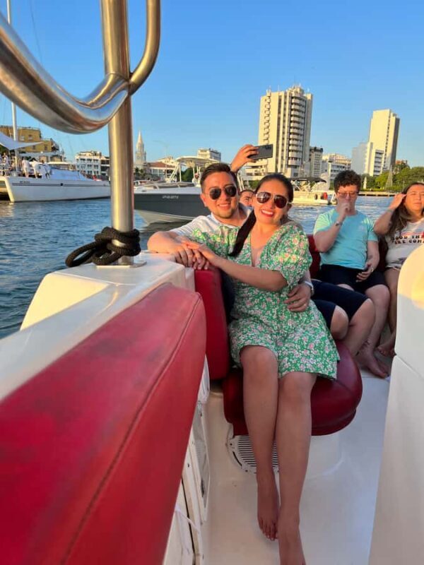 Sunset boat tour open bar and free club entrance Cartagena - Final Thoughts