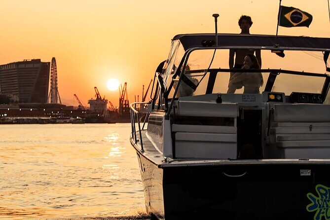 Sunset Boat Tour with Beer, Water, Soda and Snacks included - A Relaxing Rio Sunset: The Boat Tour Experience