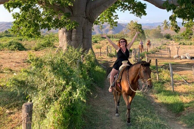 Sunset by horse (river and beach) - FAQ