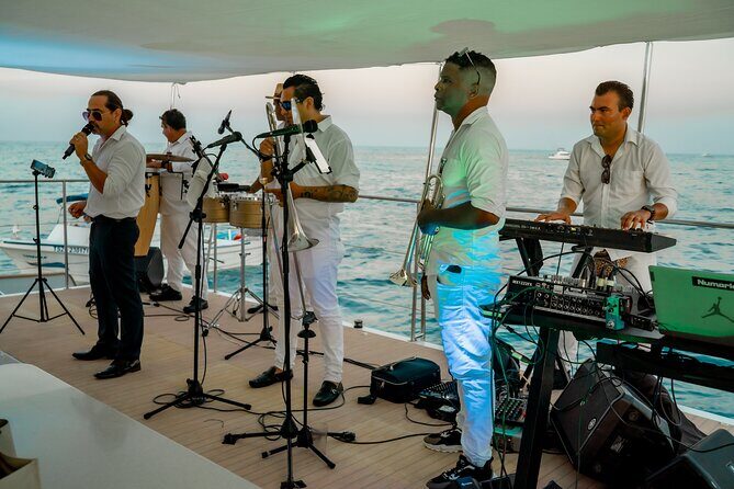 Sunset Cancun Mayey Premium Dinner with cocktails included - Ending the Night