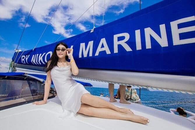 Sunset Catamaran Cruise to Coral Island - A Detailed Look at the Sunset Catamaran Cruise to Coral Island