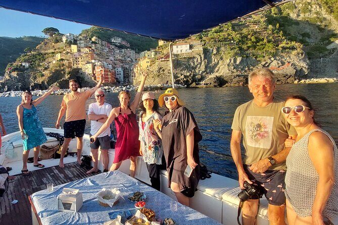 Sunset Cinque Terre Boat Tour with a traditional ligurian gozzo from Monterosso - A Closer Look at the Experience