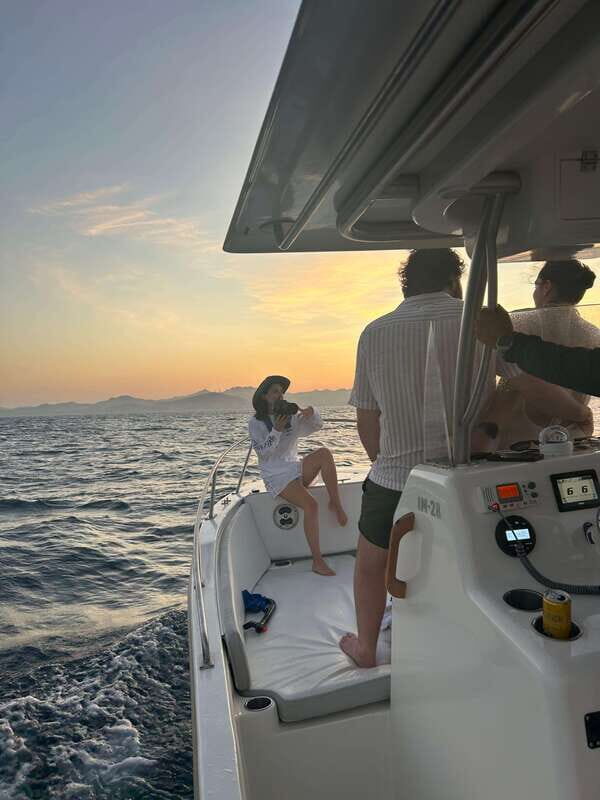 Sunset Cruise in San Jose del Cabo - An In-Depth Look at the Sunset Cruise Experience