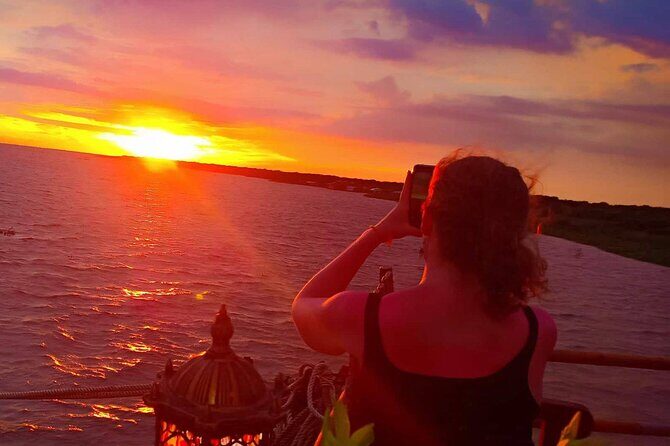 Sunset Dinner and drinks with a Floating Village cruise - Frequently Asked Questions