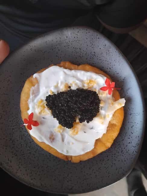 Sunset Dinner At Reggae Hill - Key Points