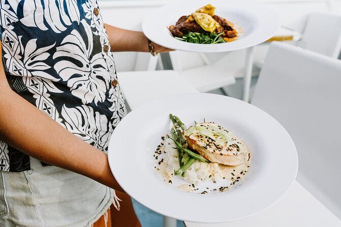 Sunset Dinner Cruise in Honolulu - The Food: Fresh, Local, and Well-Cooked