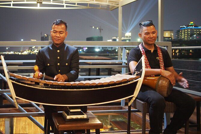 Sunset Dinner Cruises and Live Music 5 and 7pm with Free Pickup - Final Thoughts: Who Should Consider This Tour?