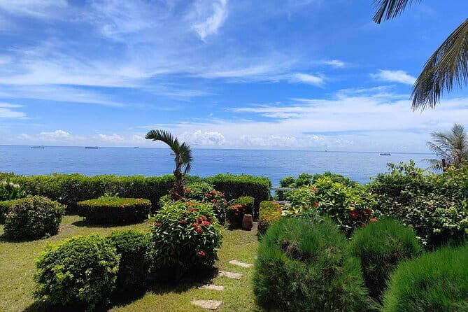 Sunset Dinner on Monkey Mountain - Key Points