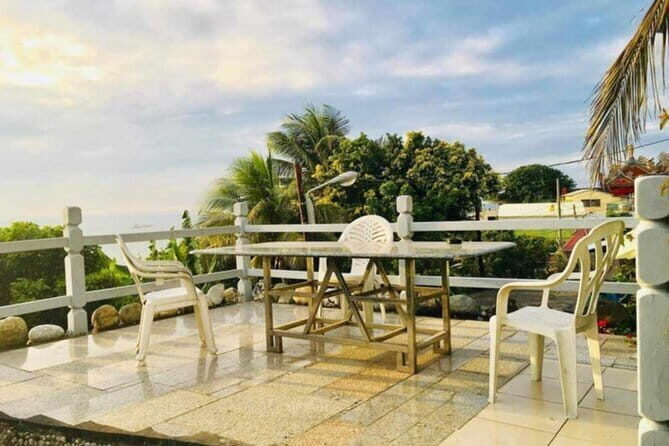 Sunset Dinner on Monkey Mountain - In-Depth Review of the Sunset Dinner on Monkey Mountain