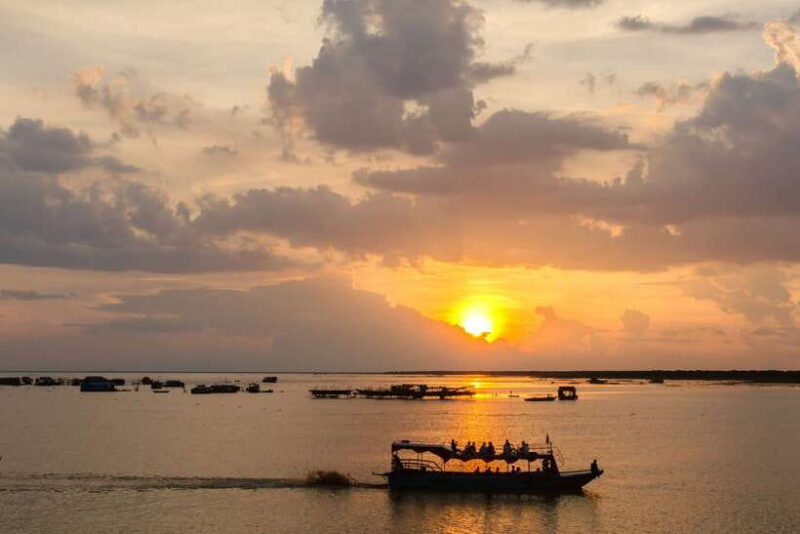 Sunset Dinner Tour: Tonle Sap Lake Floating Village - A Detailed Look at the Experience
