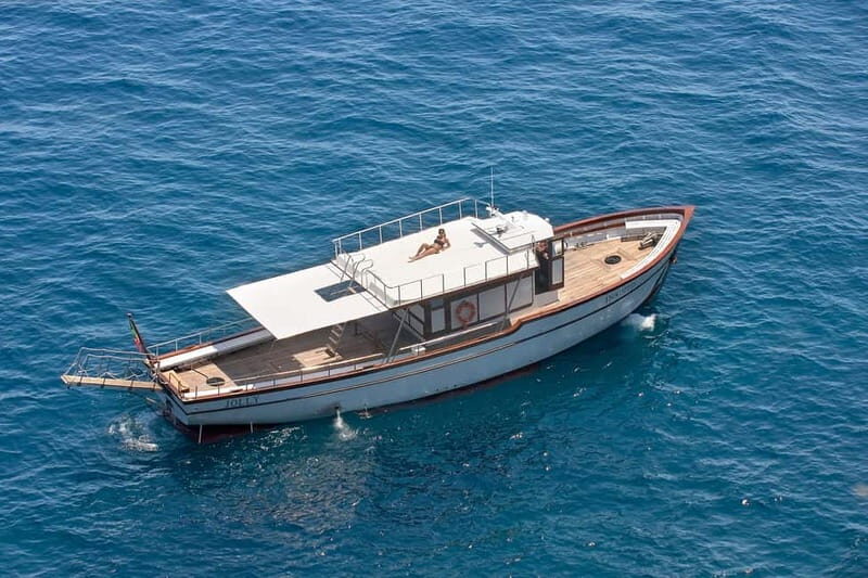 Sunset Dreams: Ischia by Boat with Aperitivo - The Aperitivo: A Toast to the Sunset