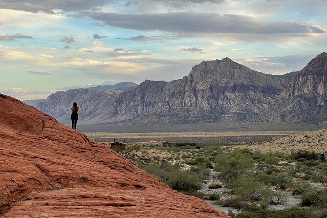 Sunset Hike and Photography Tour near Red Rock with Optional 7 Magic Mountains - The Sum Up