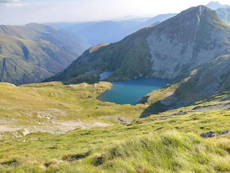 Sunset Hike on Transfgran: Buteanu & Capra glaciary lake - What Sets This Tour Apart?