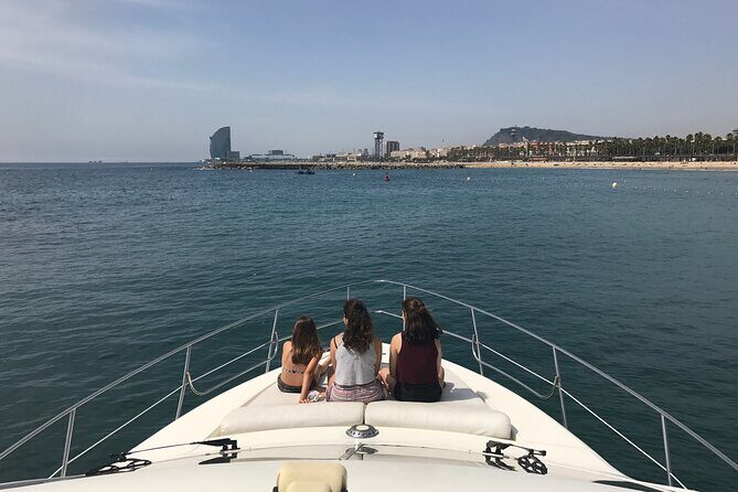 Sunset in a Private Motor Yacht - Who Should Consider This Tour?