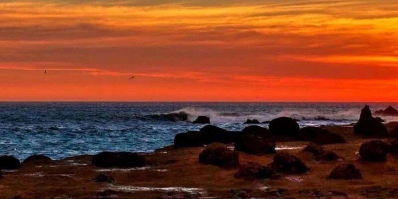 Sunset in Paracas: Hiking and Magic Shadows. - The Scenic Beauty and Unique Atmosphere