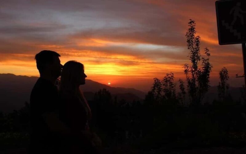 Sunset in Valle Nevado and Ski Resorts - Key Points