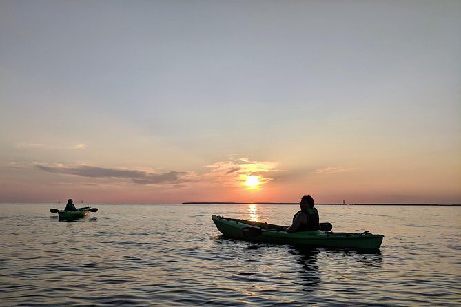 Sunset Kayak Tour - A Detailed Look at the Sunset Kayak Tour on Kelleys Island