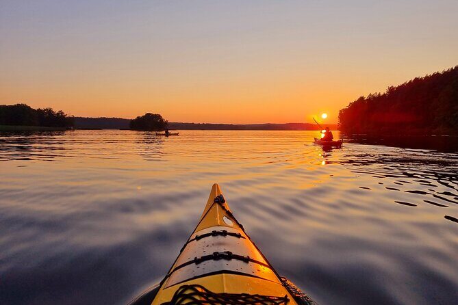 Sunset kayak tour with fika on Stockholms lakeside - Comparing Similar Experiences