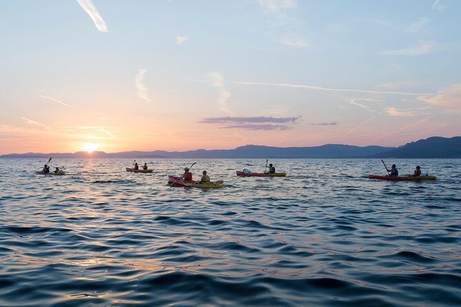 Sunset Kayaking - The Guides and Group Feel