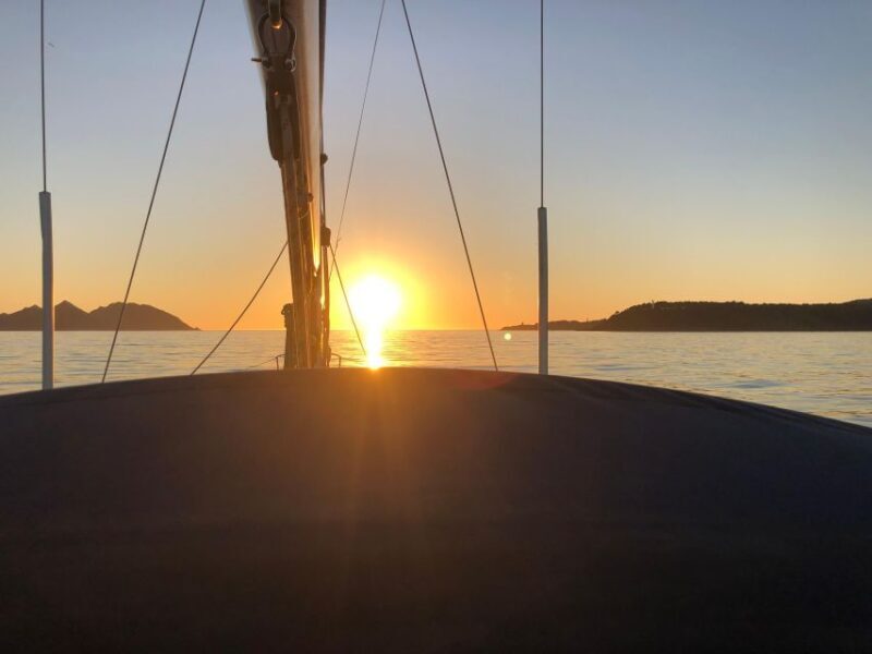 Sunset on a luxury sailing yacht - Lagos - Algarve - Possible Drawbacks or Considerations