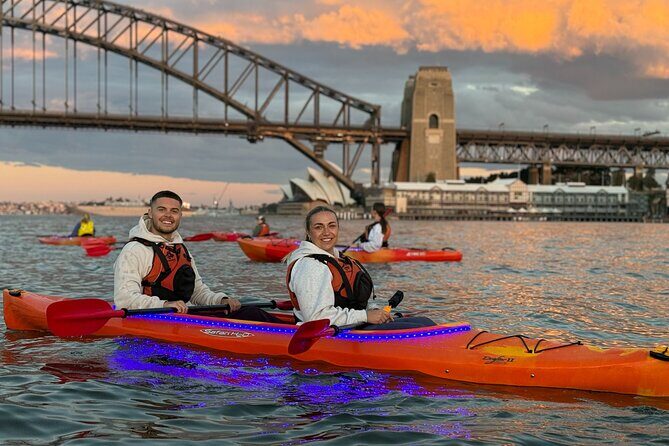 Sunset Paddle Session on Sydney Harbour - A Detailed Look at the Experience