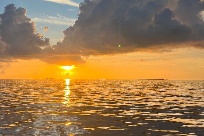 Sunset Powerboat Cruise - Key Points