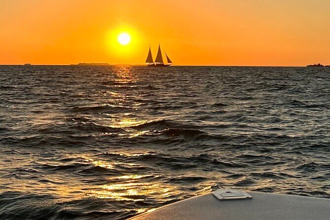 Sunset Powerboat Cruise - FAQ